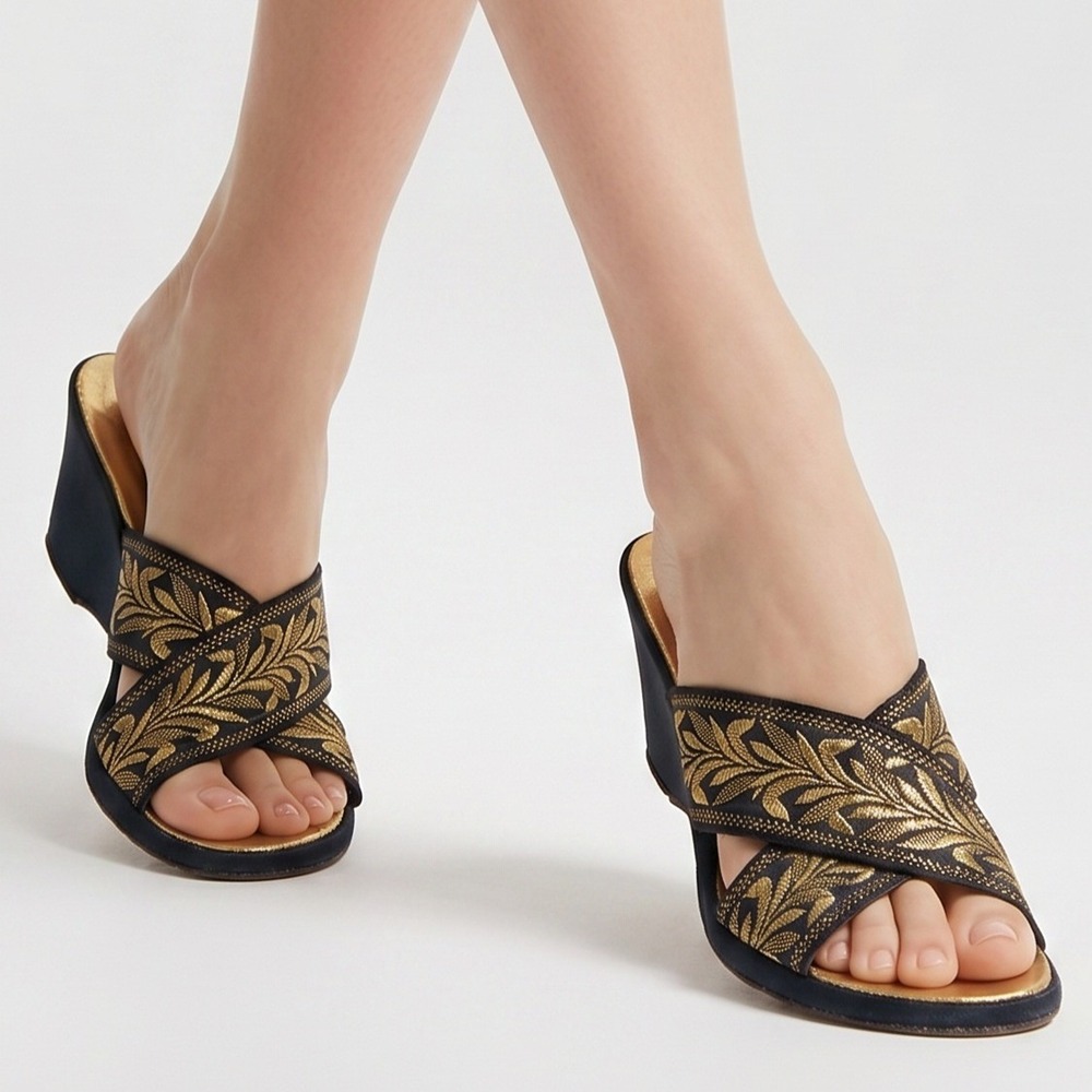 Honeybugs Vintage Sandals 7 Black Gold Embroidered Wedge Heels Womens